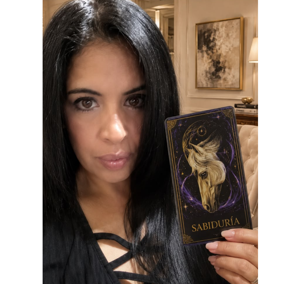 Alanna Luz